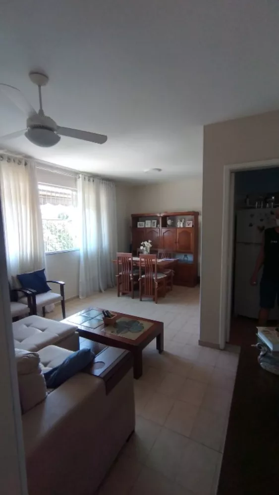 Apartamento à venda com 2 quartos, 75m² - Foto 3