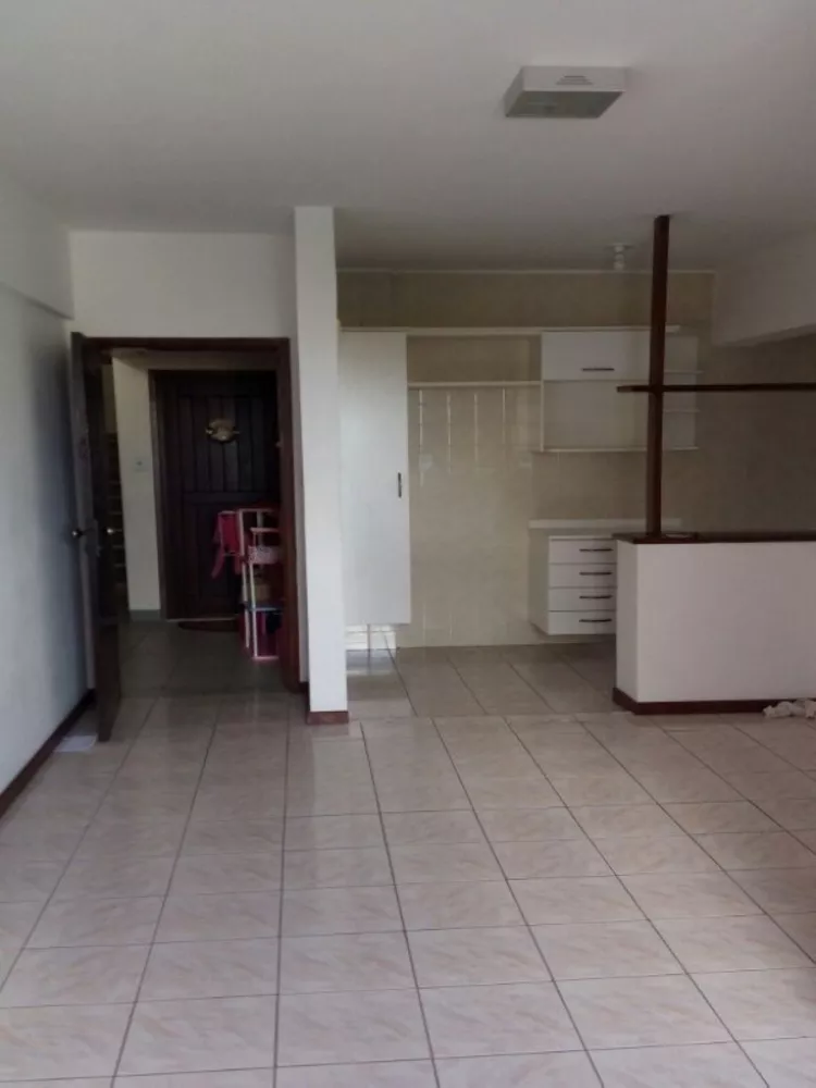 Apartamento à venda com 2 quartos, 60m² - Foto 8