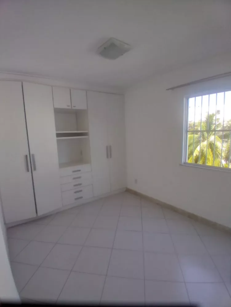 Apartamento à venda com 2 quartos, 70m² - Foto 3