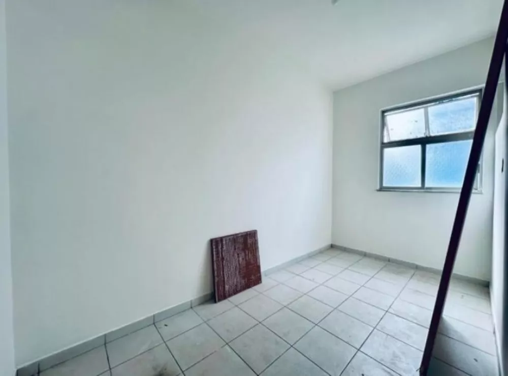 Apartamento à venda com 2 quartos, 80m² - Foto 4