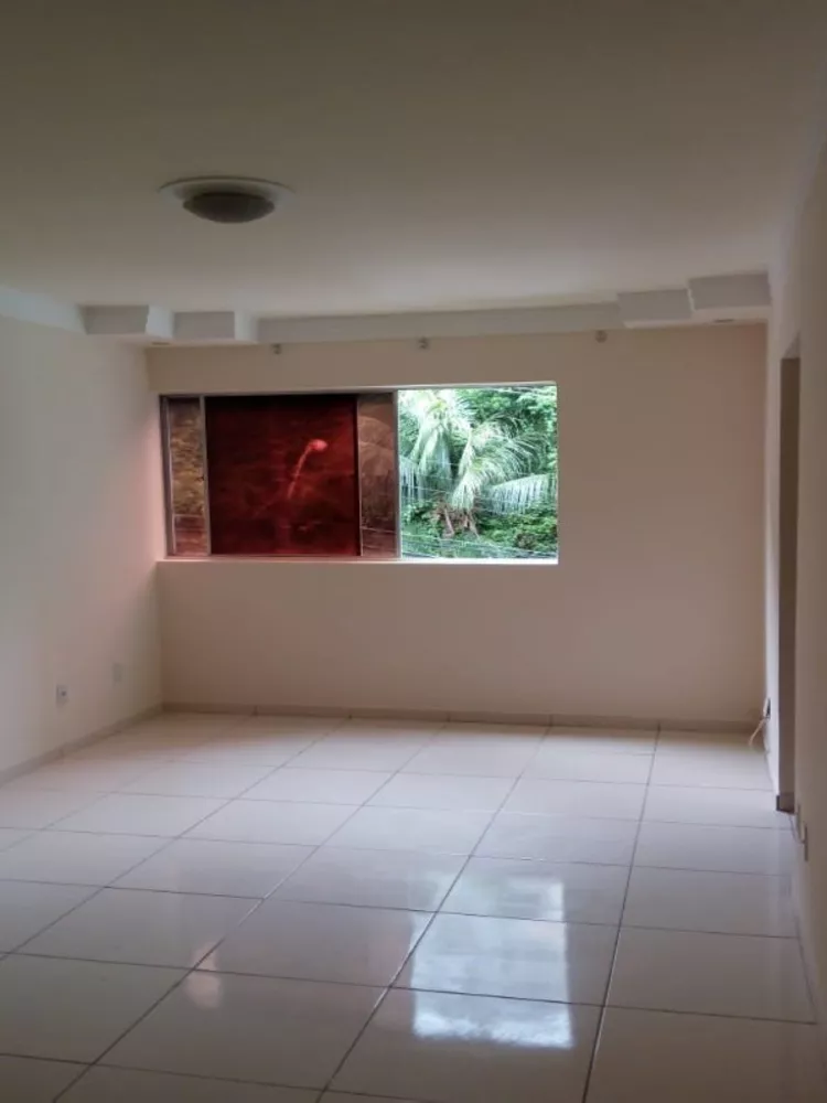 Apartamento à venda com 2 quartos, 60m² - Foto 1