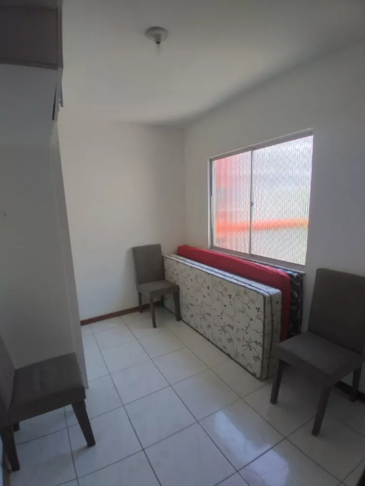 Apartamento à venda com 3 quartos, 80m² - Foto 4