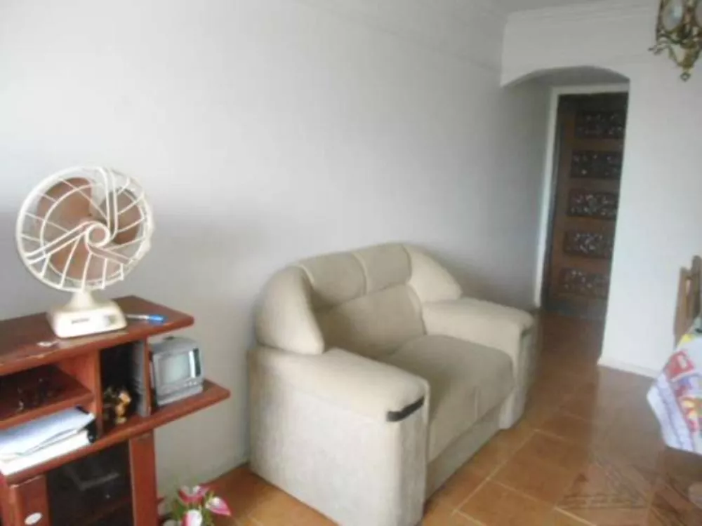 Apartamento à venda com 2 quartos, 80m² - Foto 2