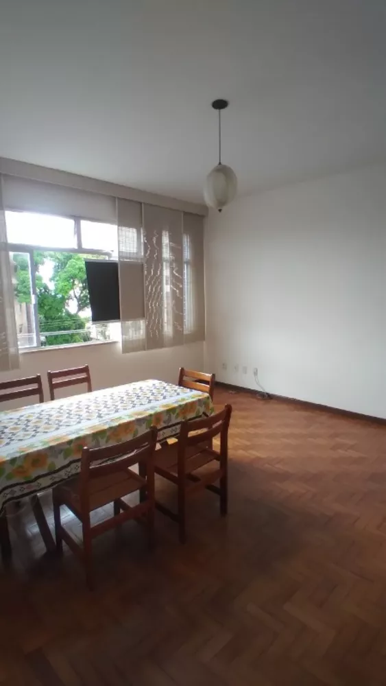 Apartamento à venda com 3 quartos, 90m² - Foto 2