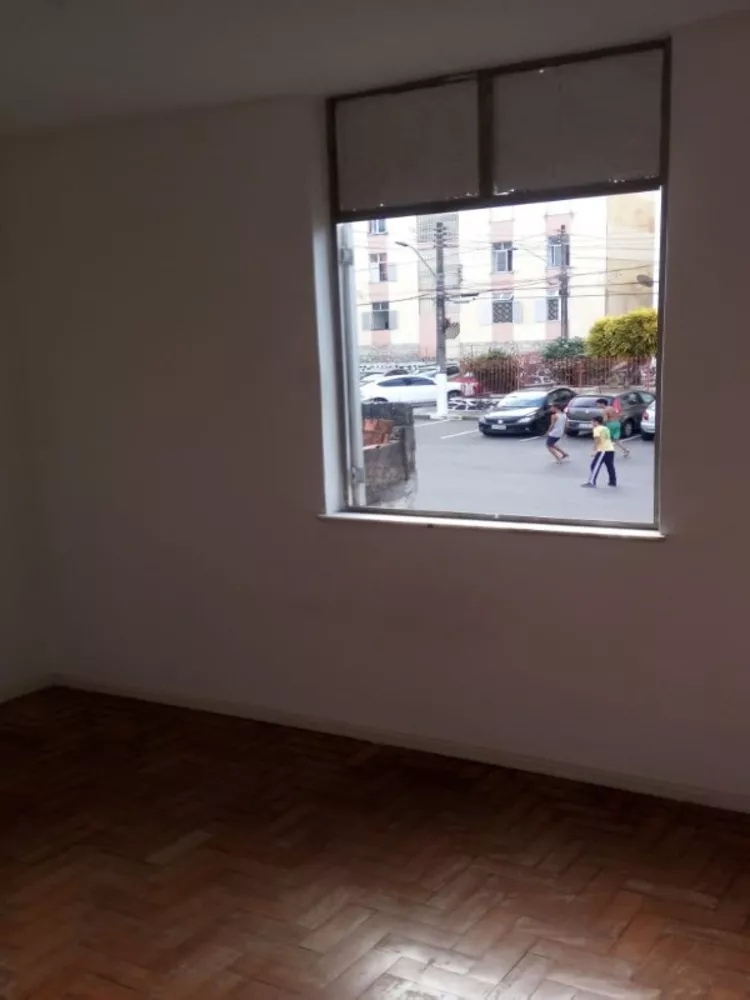 Apartamento à venda com 2 quartos, 55m² - Foto 2