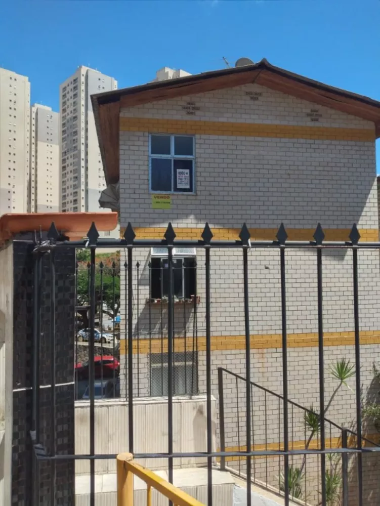 Apartamento à venda com 3 quartos, 70m² - Foto 1