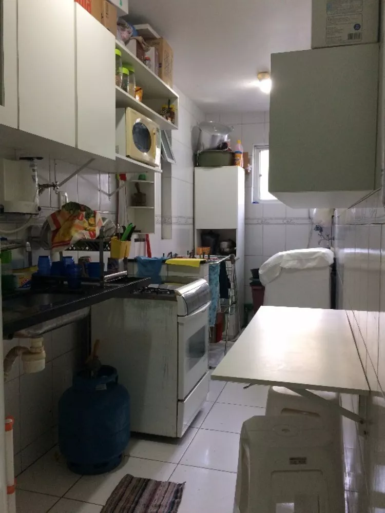 Apartamento à venda com 2 quartos, 75m² - Foto 4