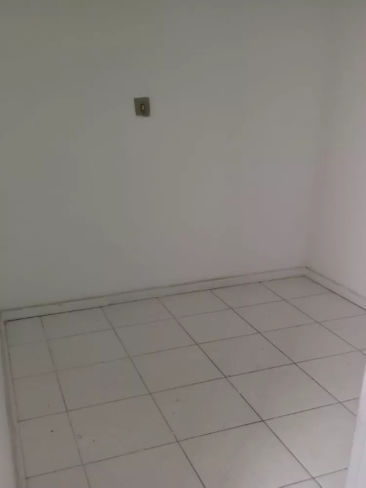 Apartamento à venda com 2 quartos, 70m² - Foto 8