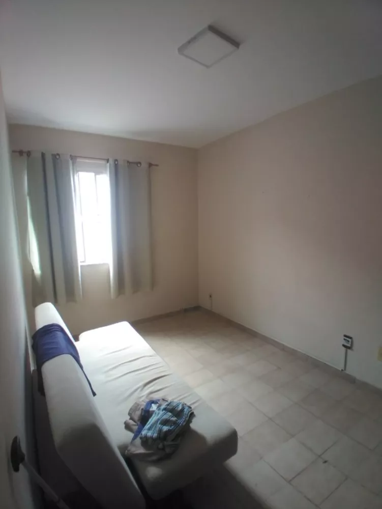 Apartamento à venda com 2 quartos, 75m² - Foto 4