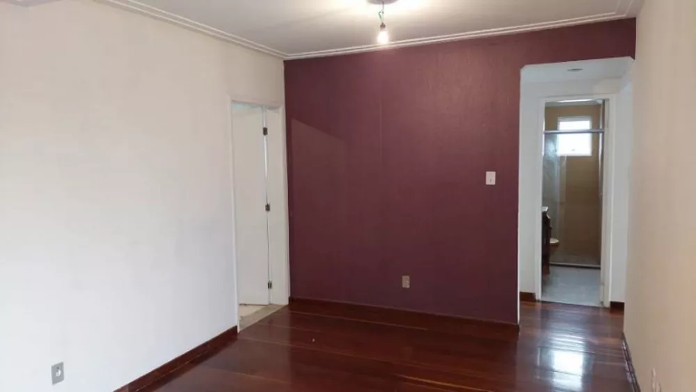 Apartamento à venda com 2 quartos, 77m² - Foto 1