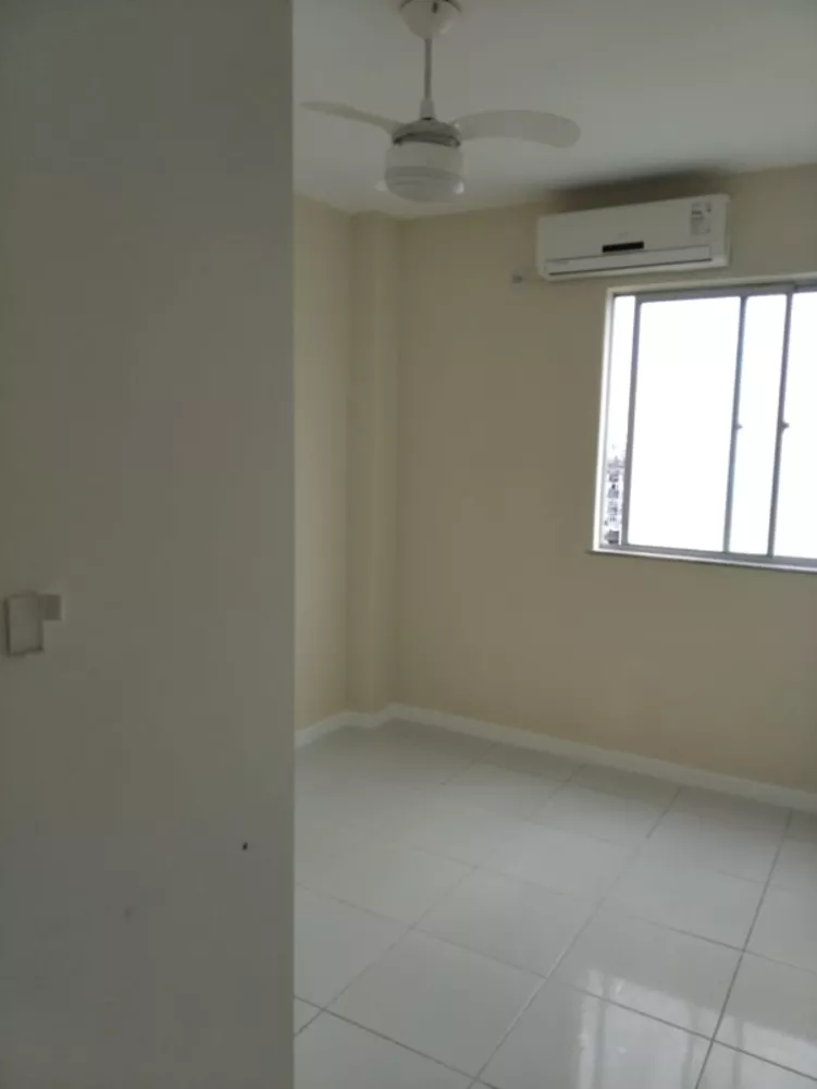 Apartamento à venda com 3 quartos, 65m² - Foto 1