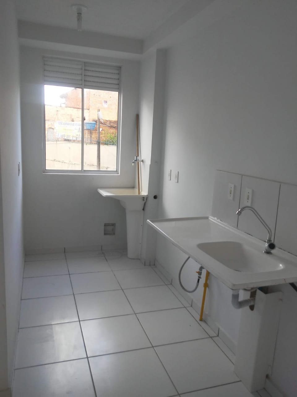 Apartamento à venda com 2 quartos, 42m² - Foto 2