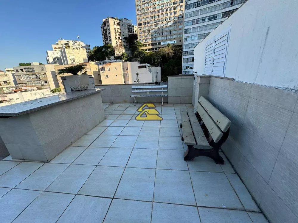 Cobertura, 3 quartos, 237 m² - Foto 2