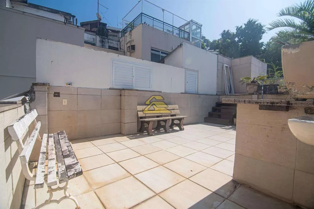 Cobertura, 3 quartos, 237 m² - Foto 3