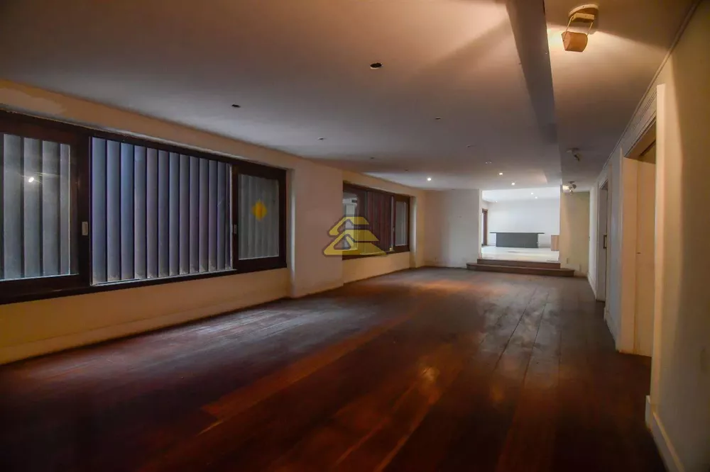 Casa, 6 quartos, 1397 m² - Foto 13