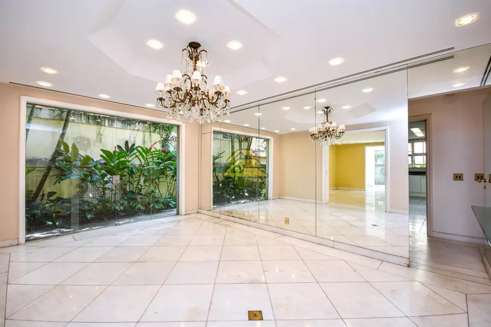 Casa, 5 quartos, 708 m² - Foto 2
