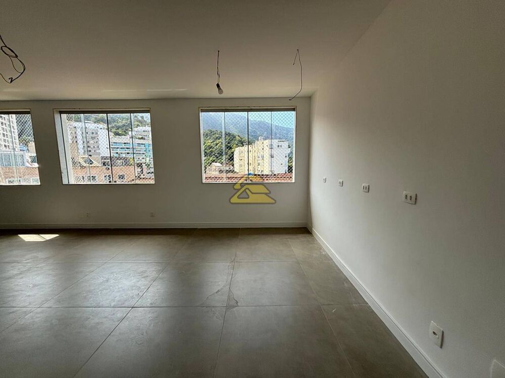Apartamento à venda com 4 quartos, 161m² - Foto 3