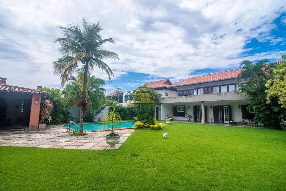 Casa, 5 quartos, 588 m² - Foto 1