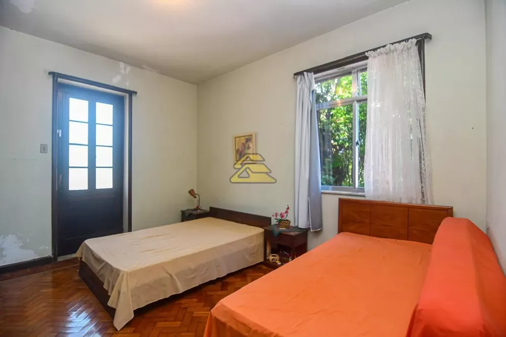 Casa, 4 quartos, 331 m² - Foto 4