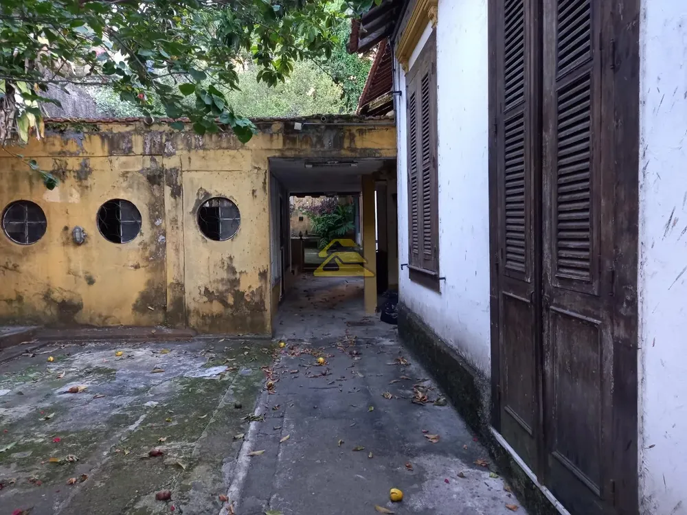Casa, 4 quartos, 300 m² - Foto 31