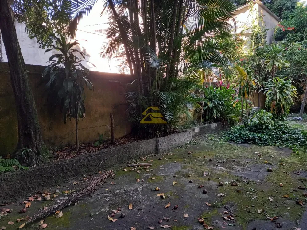 Casa, 4 quartos, 300 m² - Foto 29