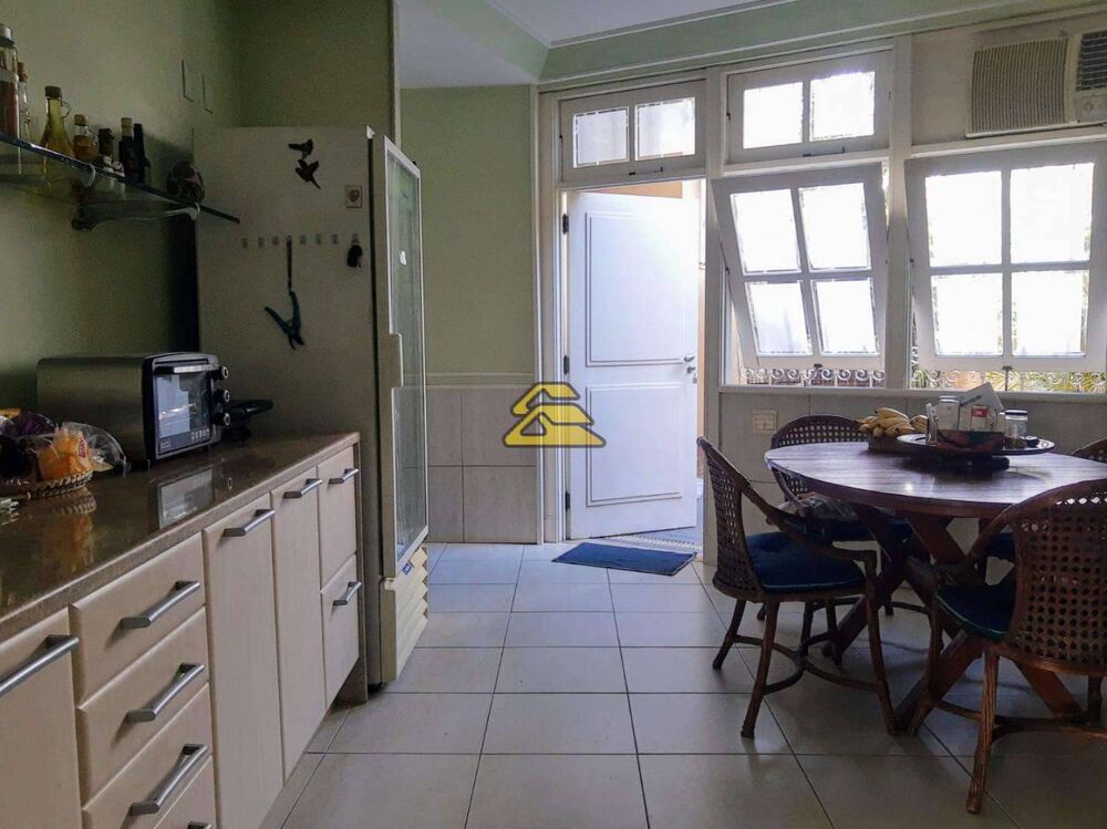 Casa à venda com 5 quartos, 980m² - Foto 7