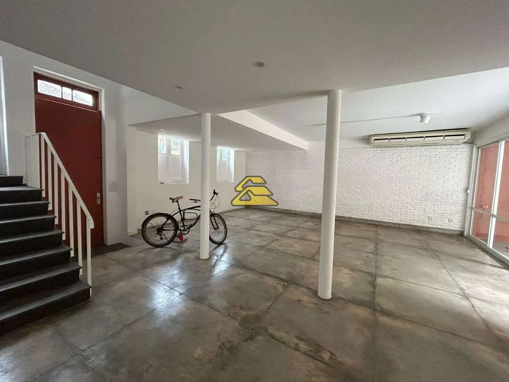 Casa, 3 quartos, 292 m² - Foto 8