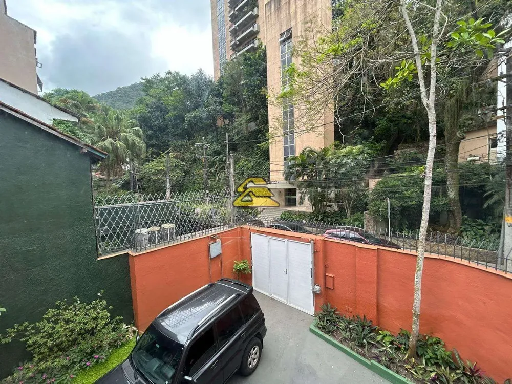 Casa, 3 quartos, 292 m² - Foto 1
