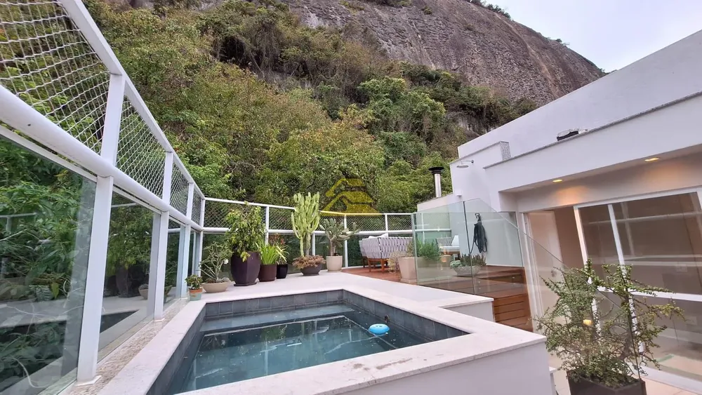 Cobertura, 3 quartos, 175 m² - Foto 2
