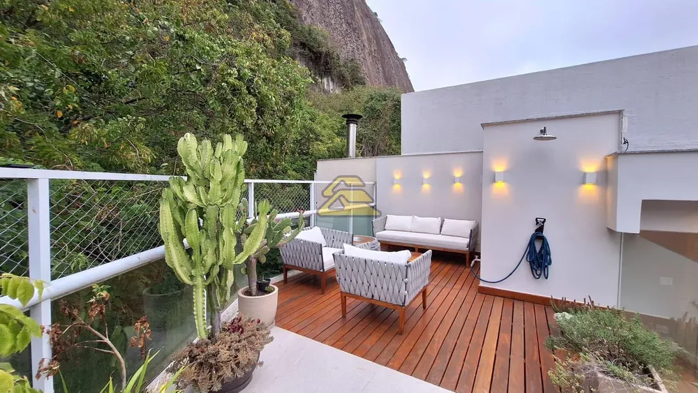 Cobertura, 3 quartos, 175 m² - Foto 1
