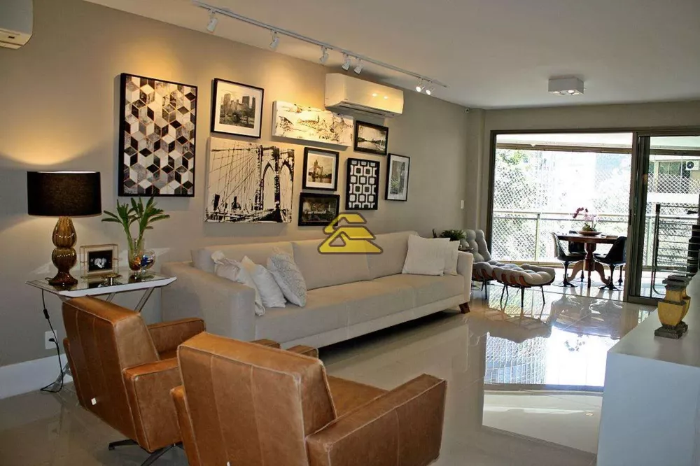 Apartamento, 4 quartos, 221 m² - Foto 1