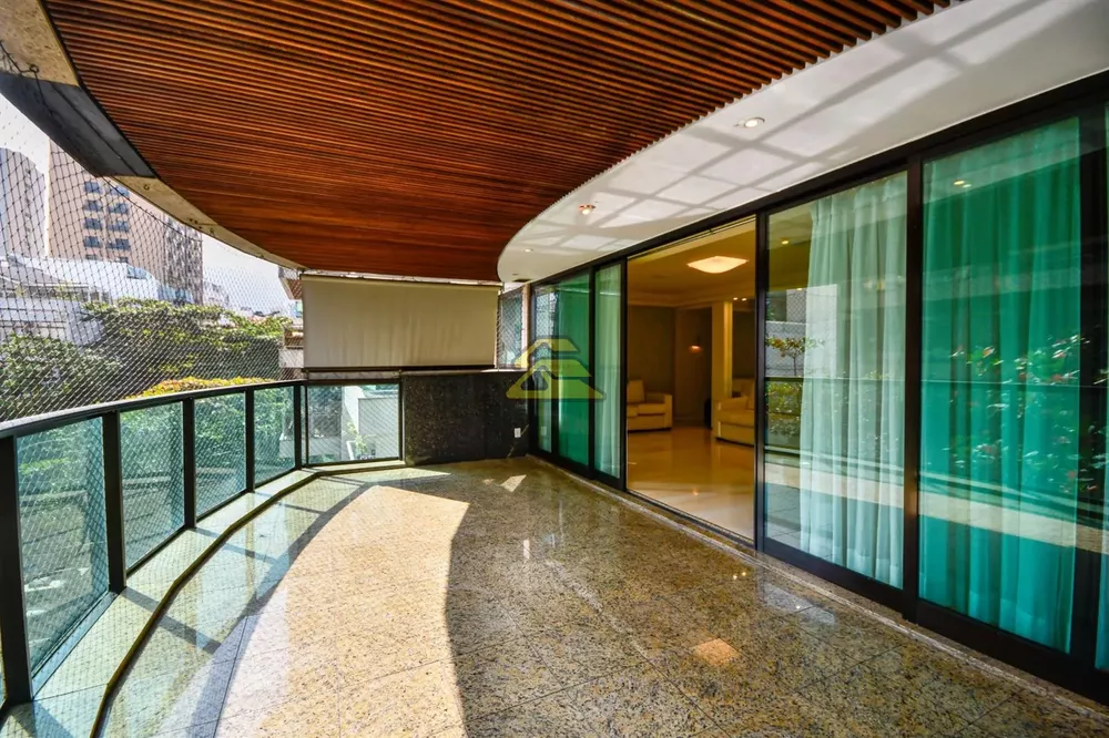 Apartamento, 4 quartos, 209 m² - Foto 2