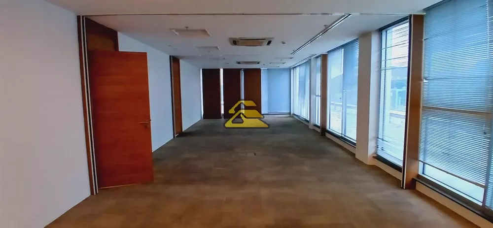 Prédio Inteiro, 11000 m² - Foto 9