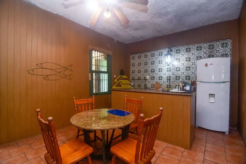 Casa, 5 quartos, 1386 m² - Foto 4