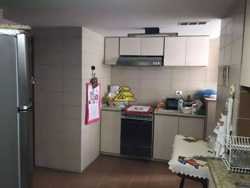 Cobertura, 3 quartos, 228 m² - Foto 3