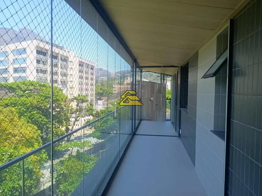 Cobertura, 3 quartos, 180 m² - Foto 2