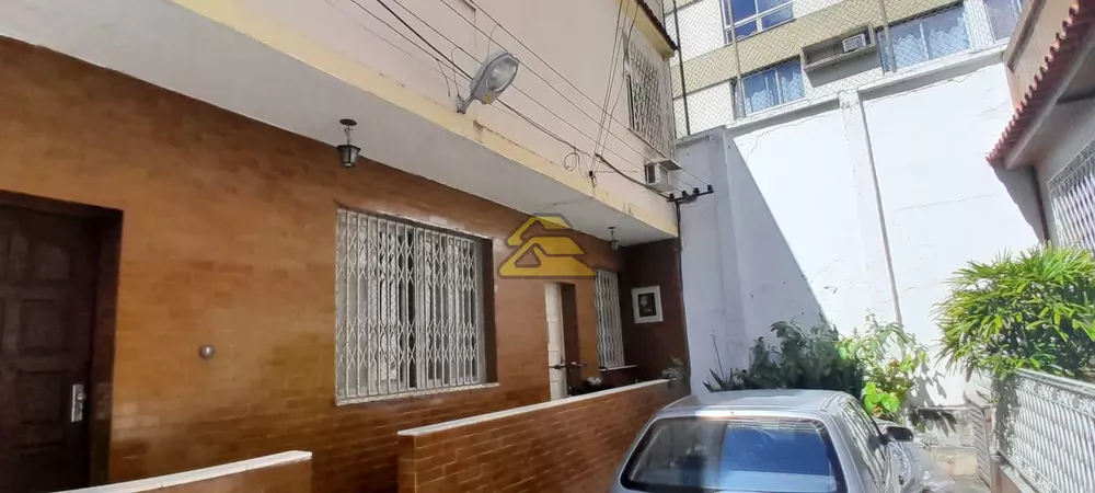 Casa, 5 quartos, 240 m² - Foto 18
