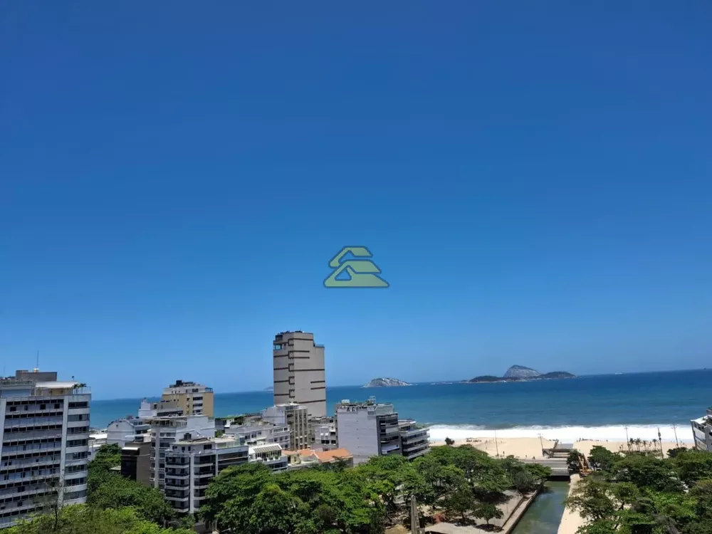 Cobertura, 3 quartos, 220 m² - Foto 11