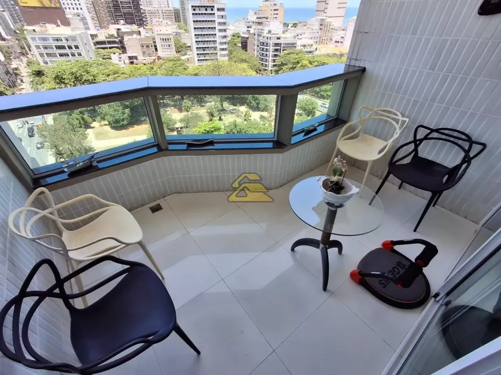 Cobertura, 3 quartos, 220 m² - Foto 1