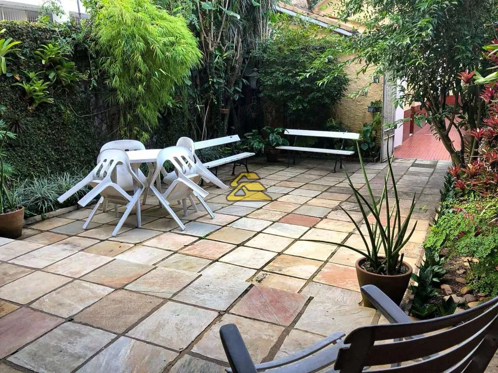 Casa, 4 quartos, 296 m² - Foto 2