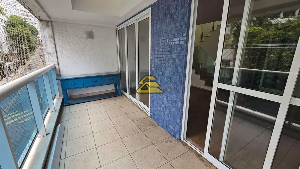 Cobertura, 3 quartos, 176 m² - Foto 1