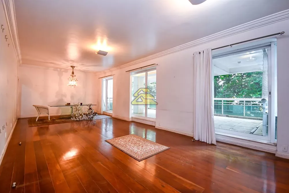 Apartamento, 3 quartos, 224 m² - Foto 2