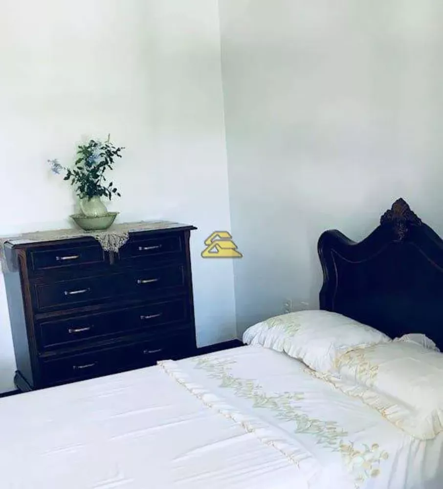 Casa, 3 quartos, 276 m² - Foto 2