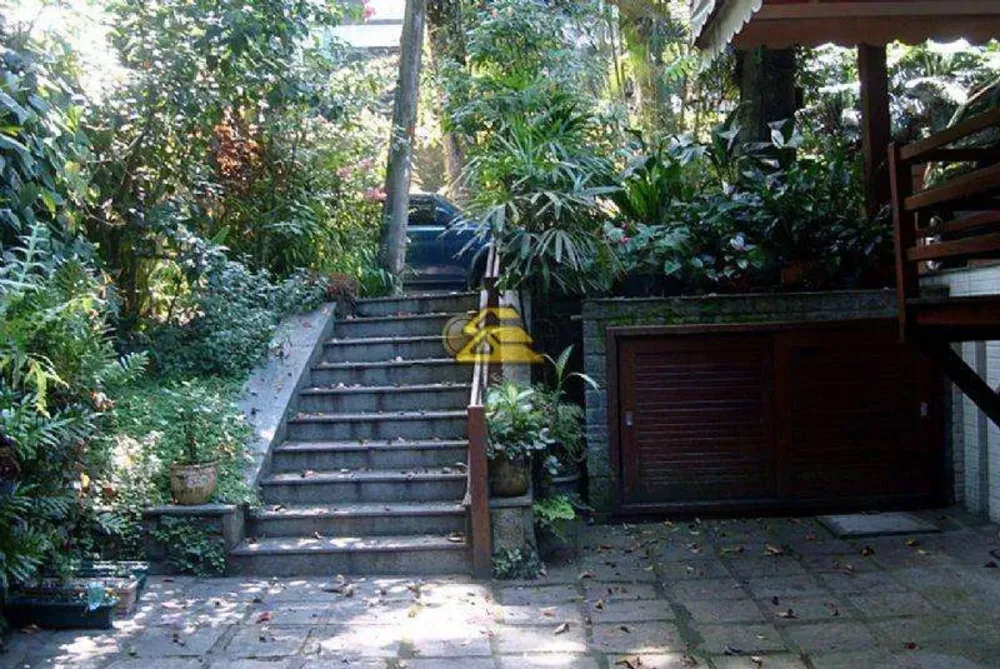 Casa, 3 quartos, 276 m² - Foto 41