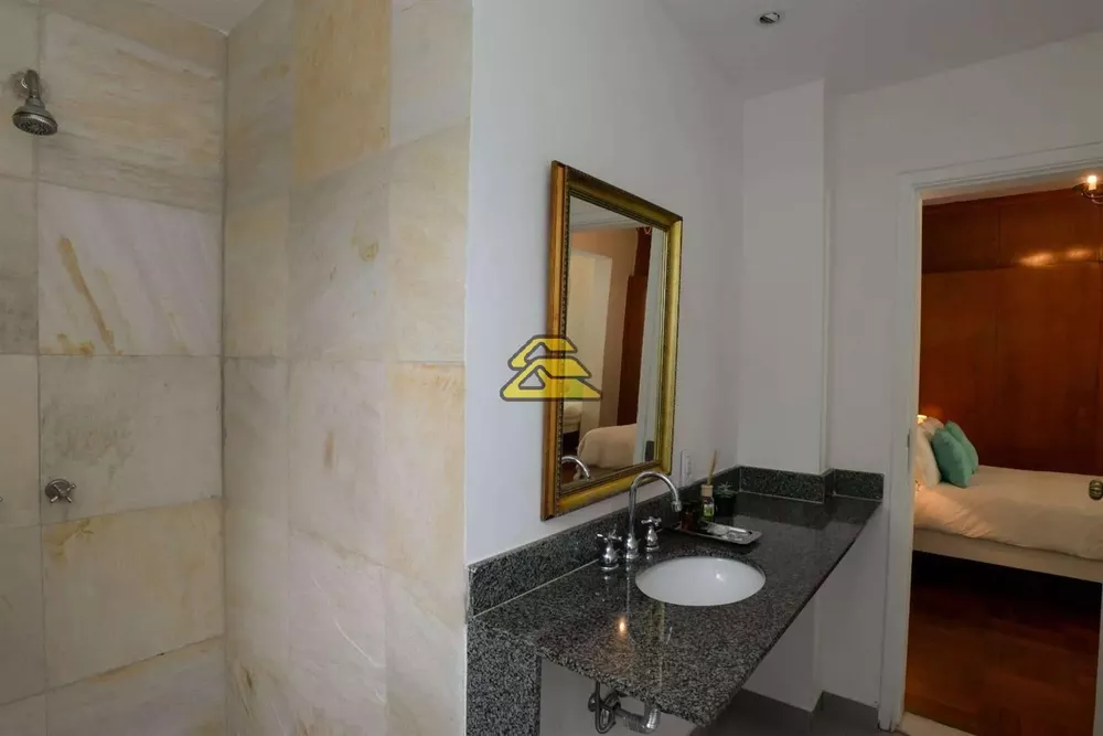 Casa, 6 quartos, 540 m² - Foto 1