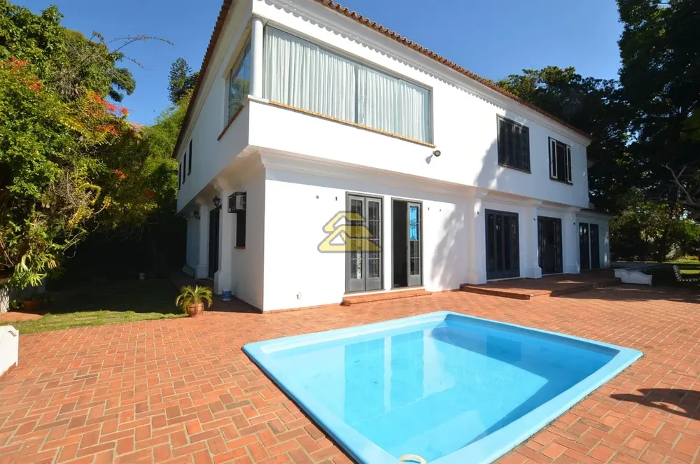 Casa, 5 quartos, 471 m² - Foto 1