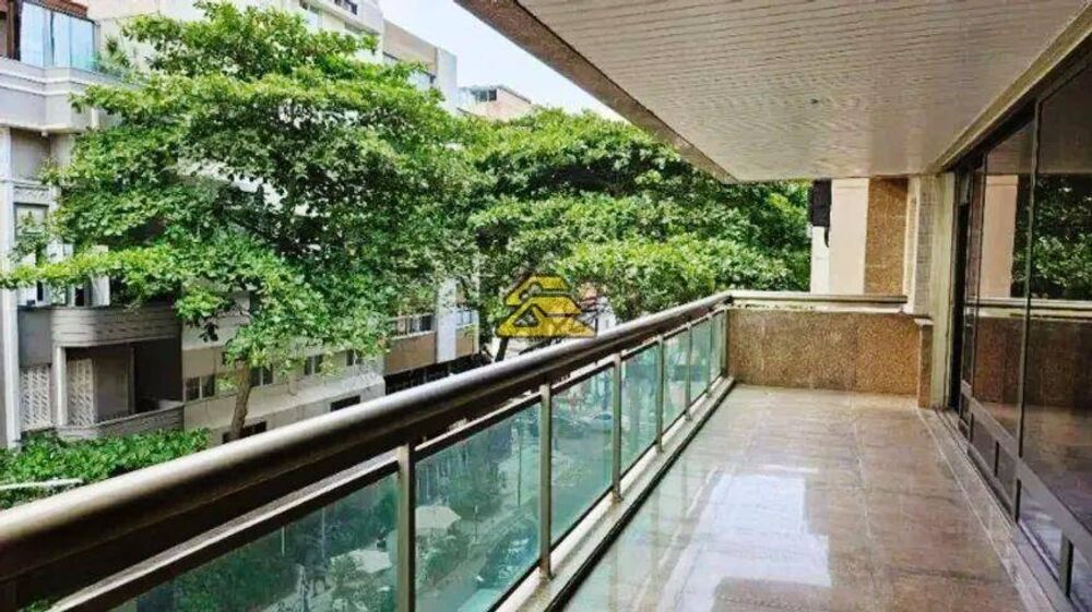 Apartamento, 4 quartos, 244 m² - Foto 1