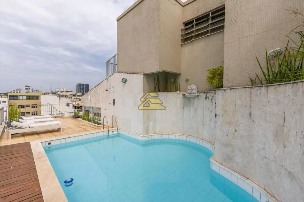 Cobertura, 3 quartos, 303 m² - Foto 3