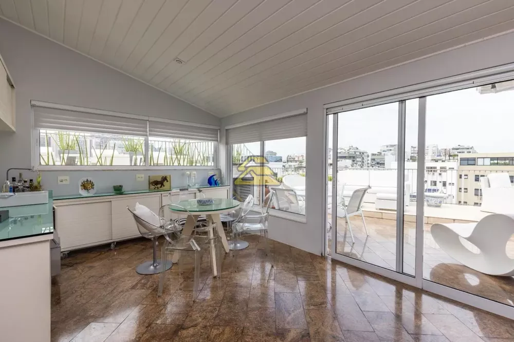 Cobertura, 3 quartos, 303 m² - Foto 14