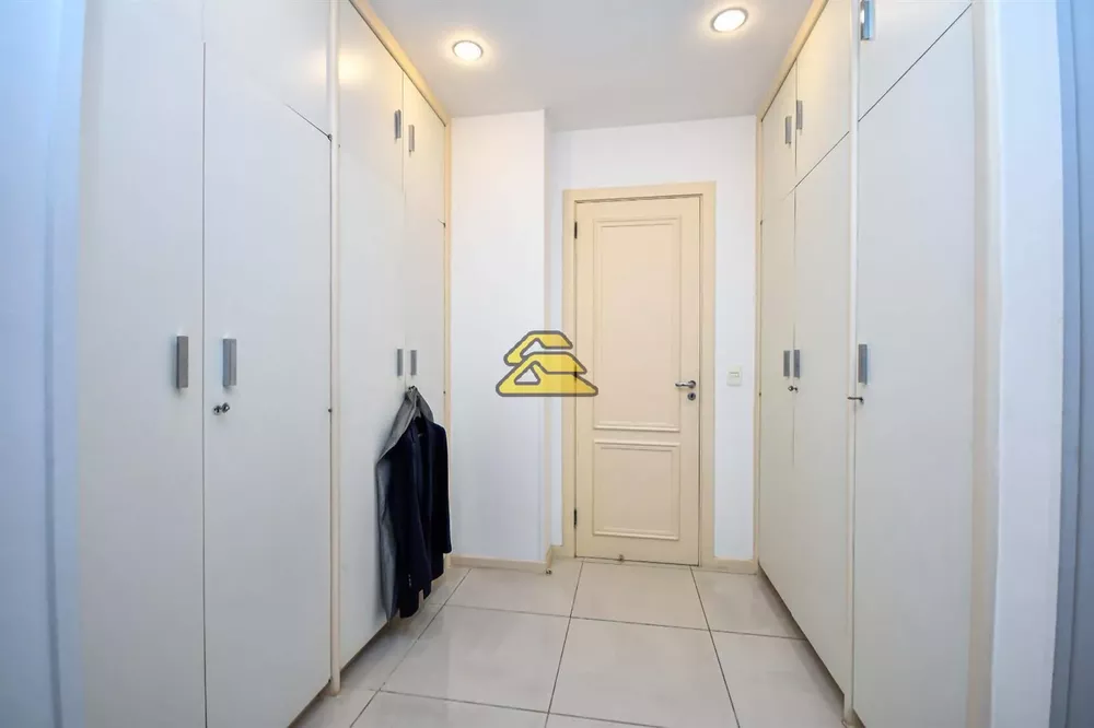 Apartamento, 3 quartos, 279 m² - Foto 11